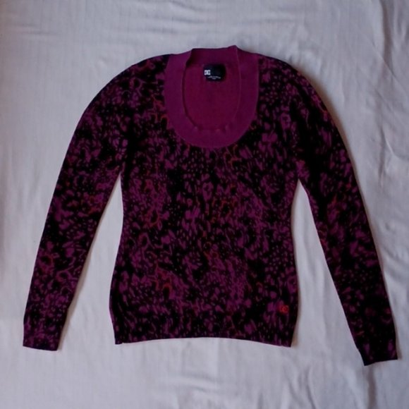 DC Cotton Blend Scoop Neck Abstract Print Pullover Sweater- Sz. Med - Picture 7 of 7